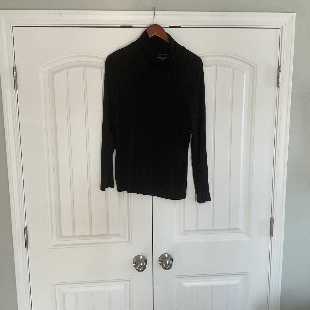Tahari Black Turtleneck LS XL